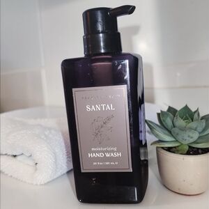 PEARLESSENCE SANTAL Moisturizing Hand Wash - 20fl oz.